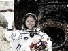Chinese Female Astronaut Image